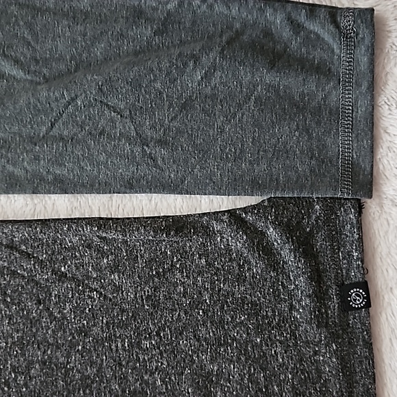 *NWT* Threads 4 Thought Color-block Raglan Hooded Tee - Picture 2 of 7